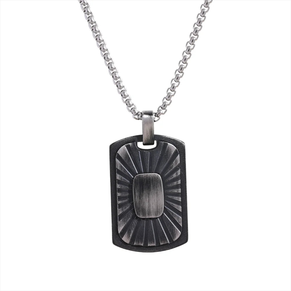 Cyrus Pendant Necklace