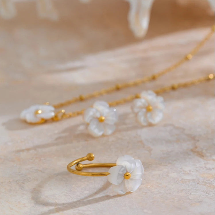 Daisy Earrings, Necklace  Set