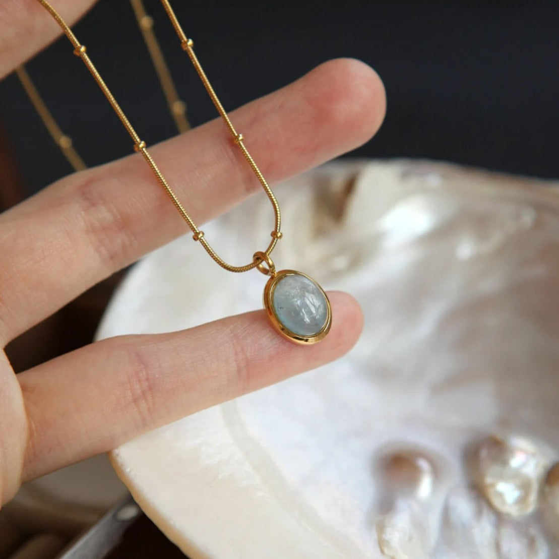 Aquamarine Pendant Necklace for Courage