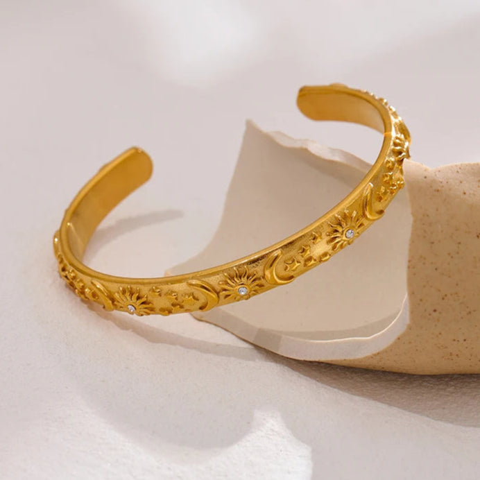 Celest Bracelet & Earrings Set