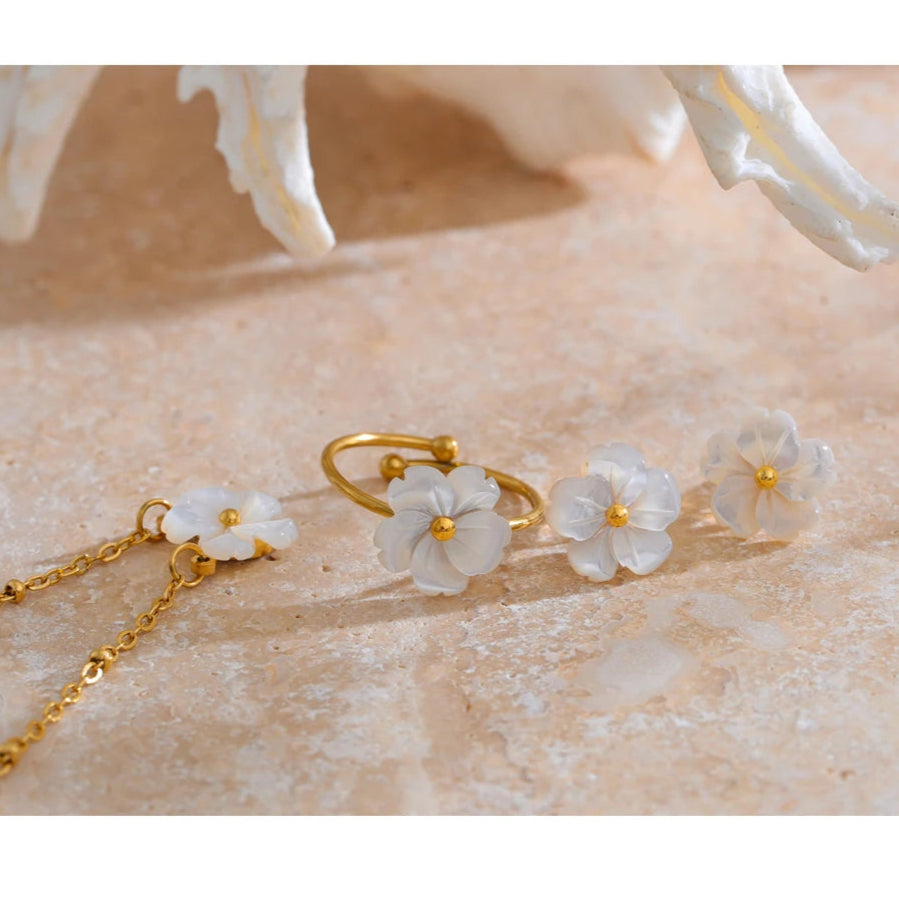 Daisy Earrings, Necklace  Set